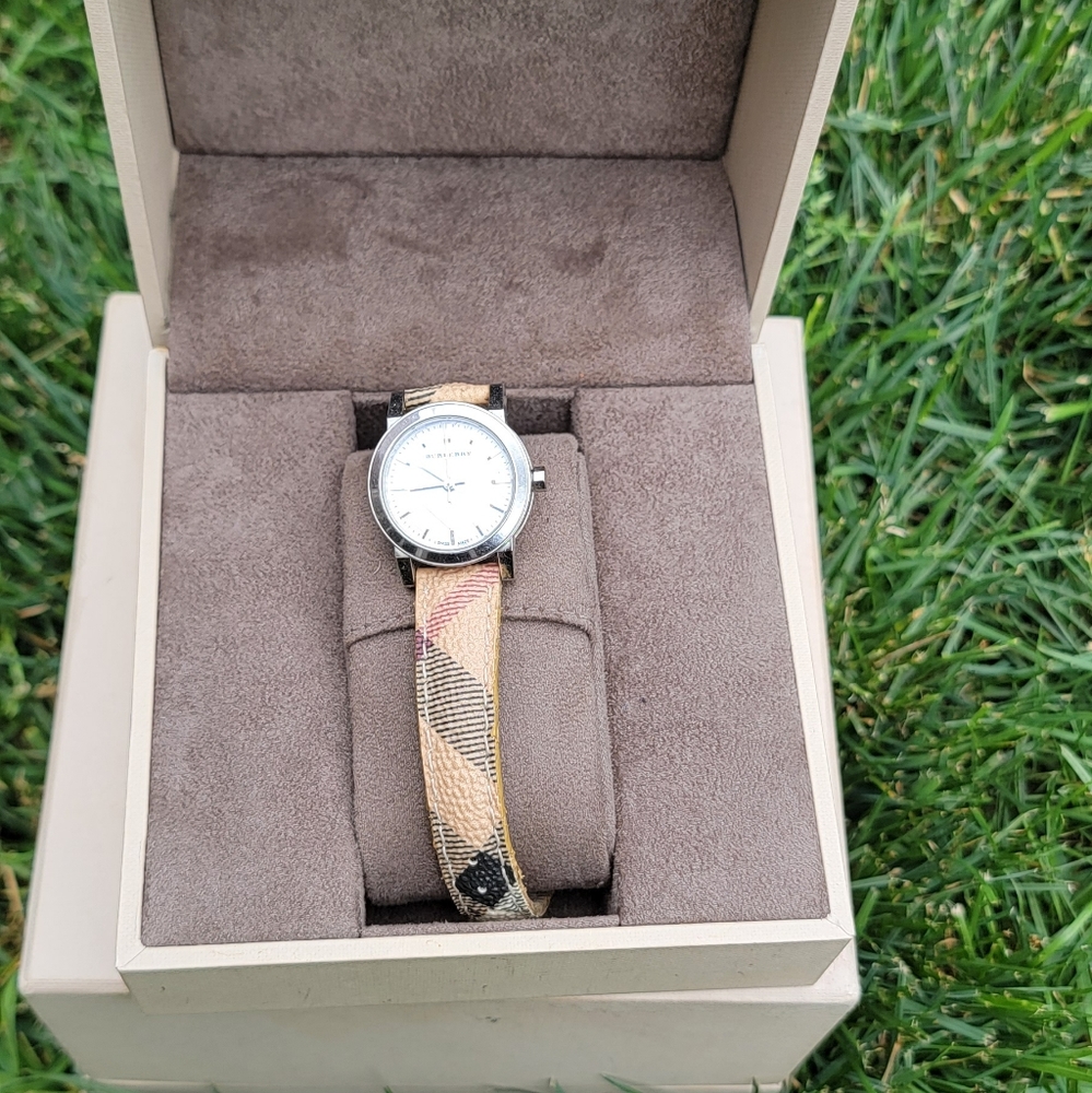Authentic burberry watch